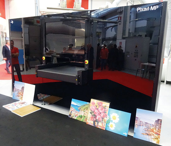 Ink-jet štampa dezena na širim stranama pločastih elemenata