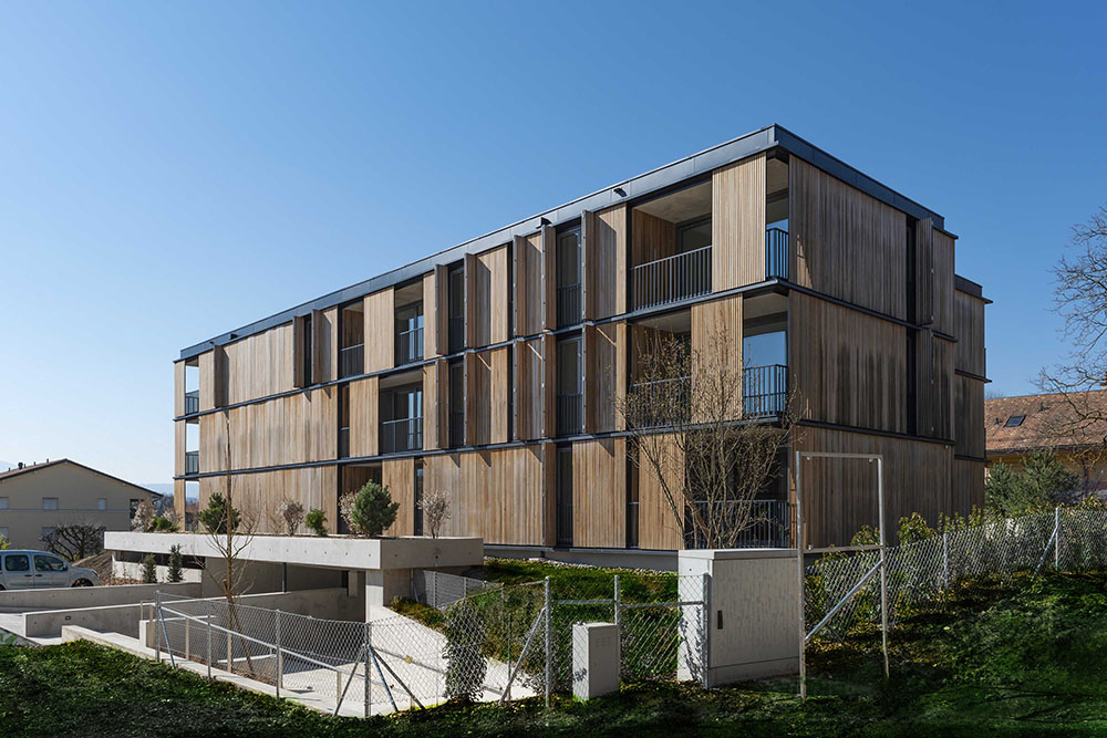 Smaj Produkt NisZa prvu kuću koju smo napravili i montirali u Švajcarskoj, a koja je ekološki potpuno pasivna, dobili smo nagradu za najbolji projekat.