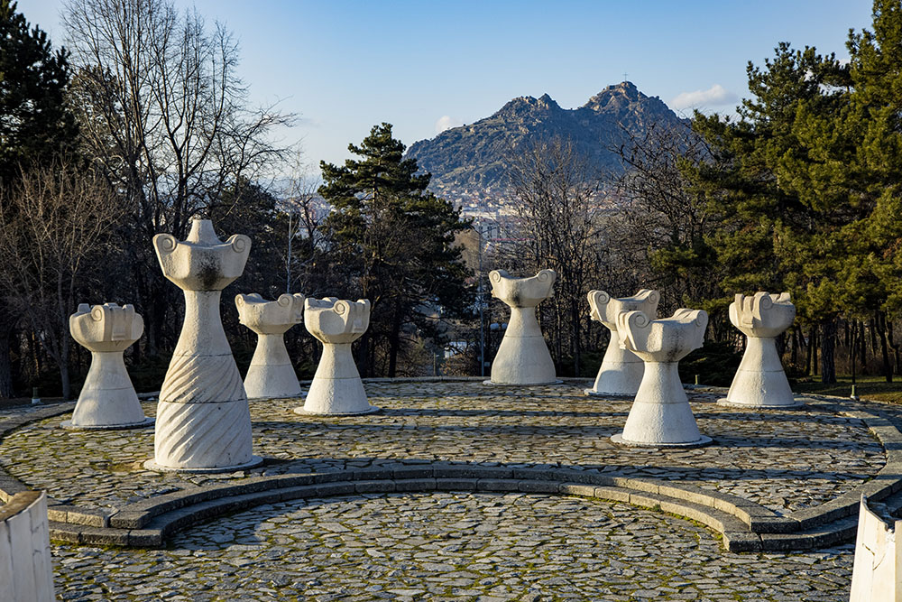 Spomenik u Prilepu, arhitekla Bogdan Bogdanovic