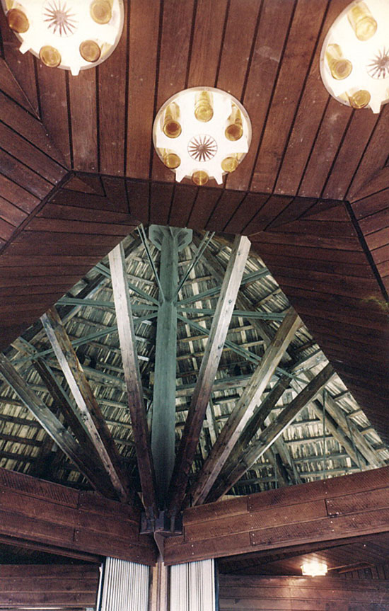 Krovna konstrukcija, motel Stari hrast